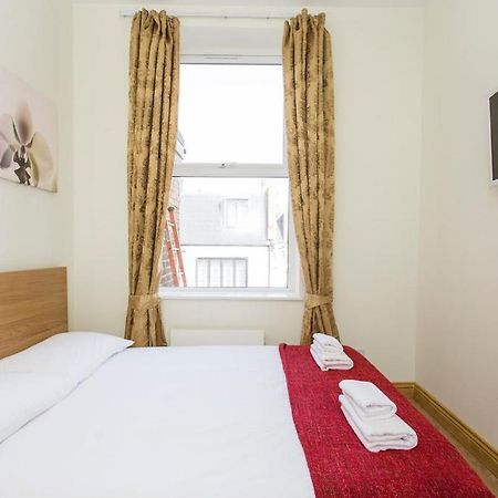 406 Harrow Hotel Londra Esterno foto
