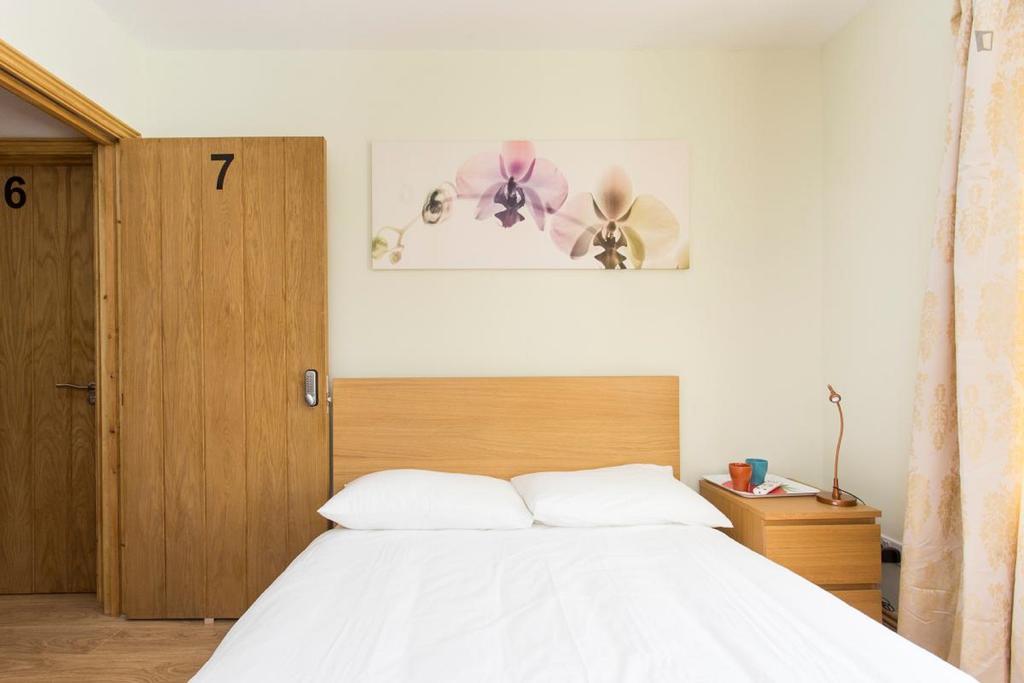 406 Harrow Hotel Londra Esterno foto