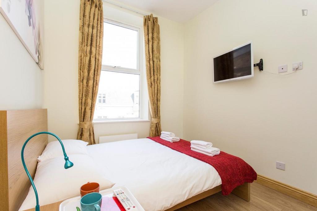 406 Harrow Hotel Londra Esterno foto