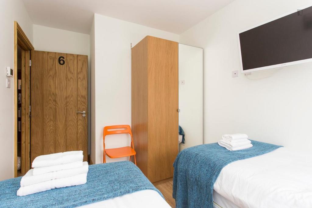 406 Harrow Hotel Londra Esterno foto